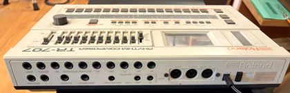 Roland-TR707